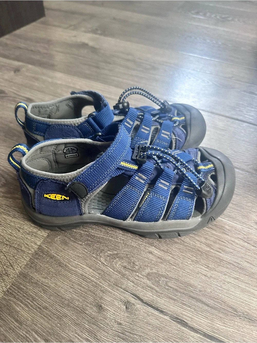 Keen Kids Blue Closed-Toe Sport Sandals with Yellow Accent